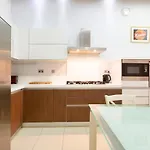 Apartment Dc36 -spacious&stylish 3 Bedroom Flat. Prime Zone Mellieħa