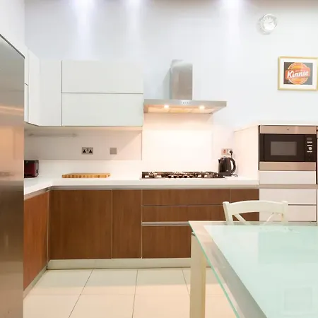 Apartment Dc36 -spacious&stylish 3 Bedroom Flat. Prime Zone Mellieha