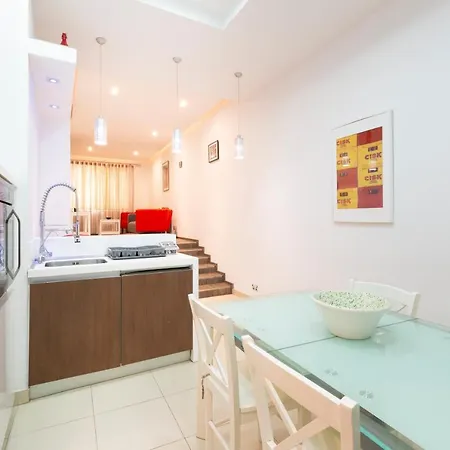 Dc36 -spacious&stylish 3 Bedroom Flat. Prime Zone Διαμέρισμα